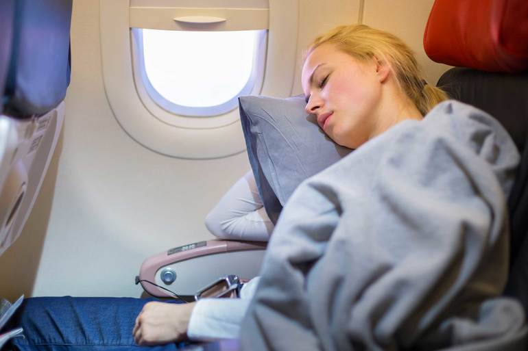 Толкование сна про полет на самолете