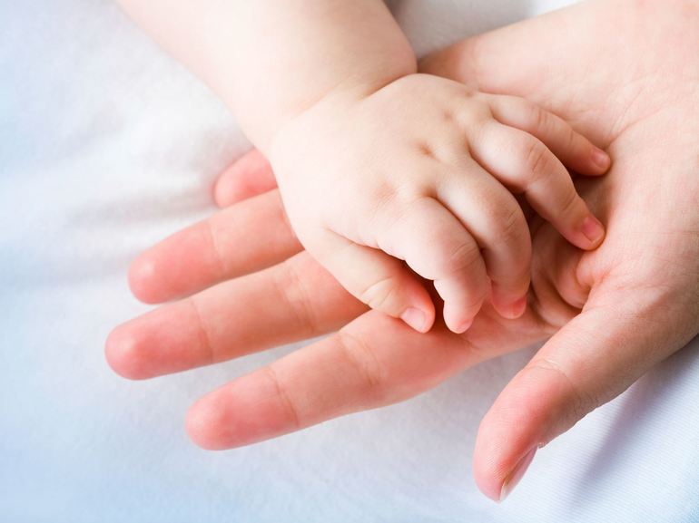 Рука младенца