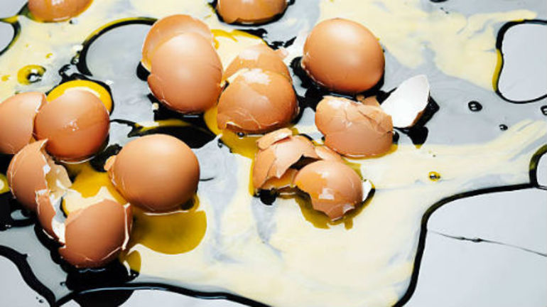 Почему приснилось разбитое куриное яйцо