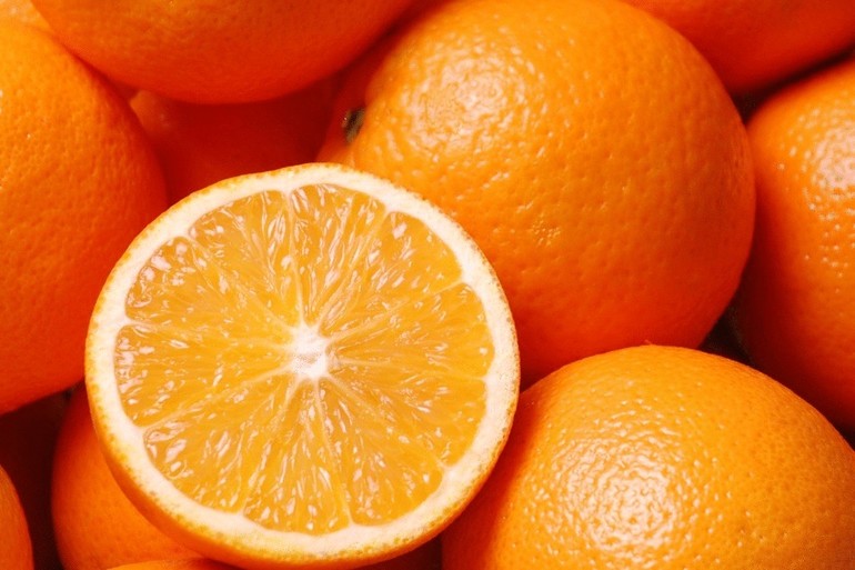 Спелые апельсины во сне