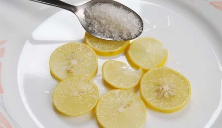 Употреблять в пищу лимон с сахаром 