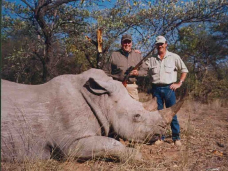 Убить носорога во сне