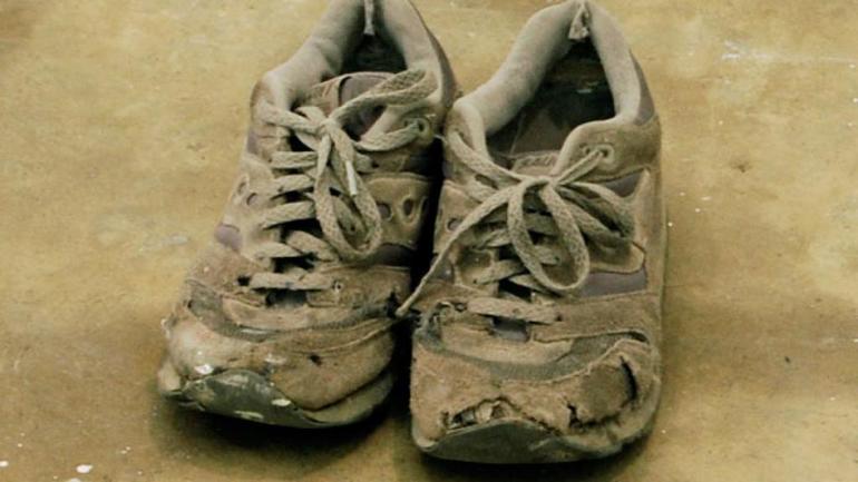 К чему снится выбрасывать старую обувь