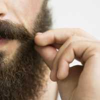 К чему снится борода у мужчины или женщины: толкование сонников